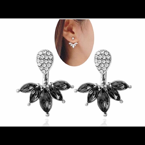 Rhinestone Bundle - Belt, Earrings and Belt - Picture 2 of 8